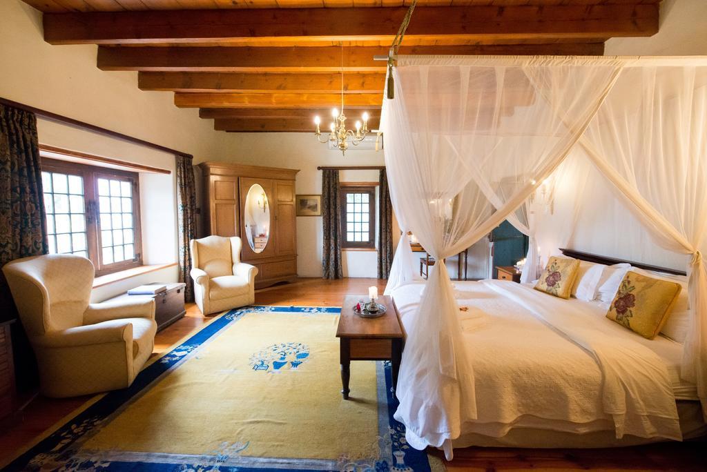 Tulbagh Country Guest House - Cape Dutch Quarters Экстерьер фото