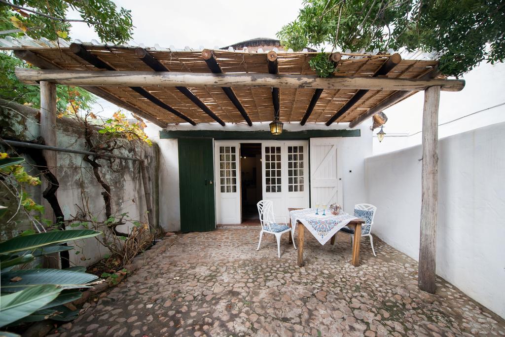 Tulbagh Country Guest House - Cape Dutch Quarters Экстерьер фото